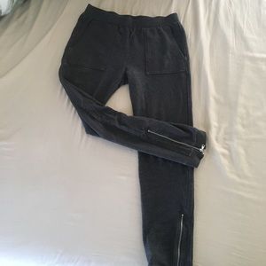 GAP Joggers